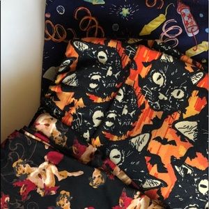 LULAROE HOLIDAY LEGGINGS TC GUC!